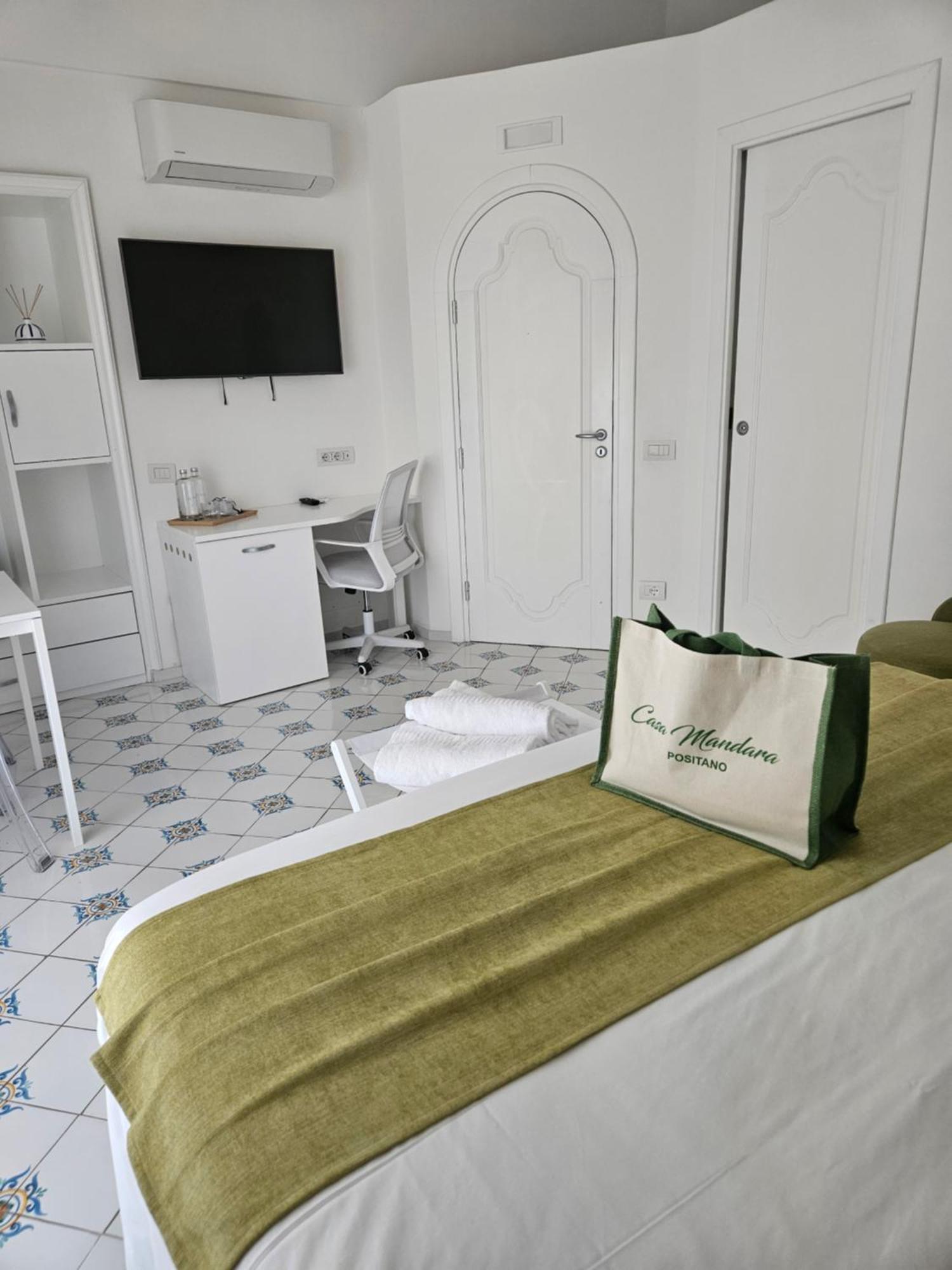 Casa Mandara B&B Позітано Екстер'єр фото